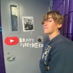 Meet your Posher, Brady